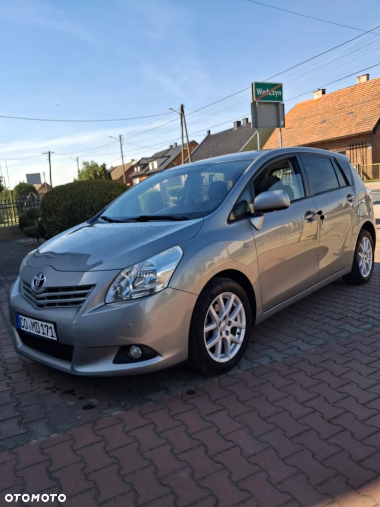 Toyota Verso - 4