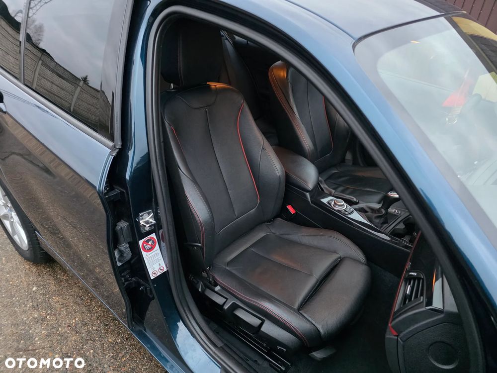 BMW Seria 1 116i Sport Line - 11