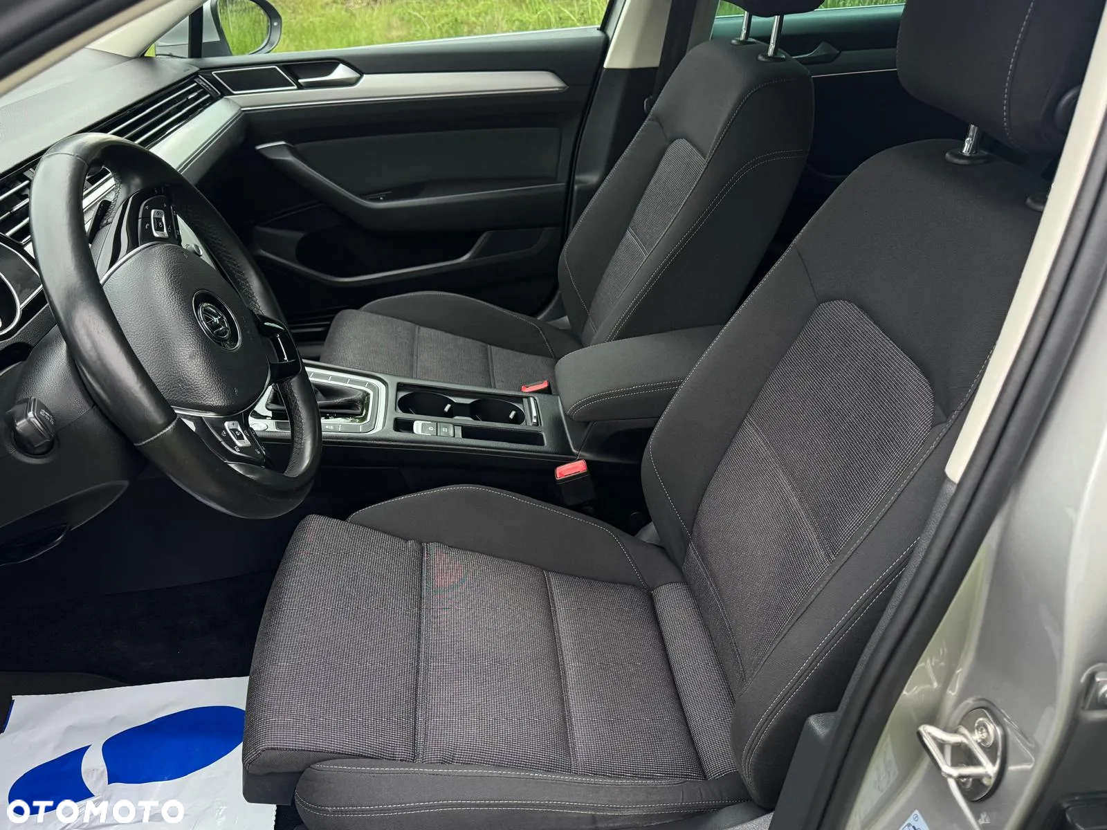 Volkswagen Passat Variant 1.8 TSI (BlueMotion Technology) DSG Comfortline - 15