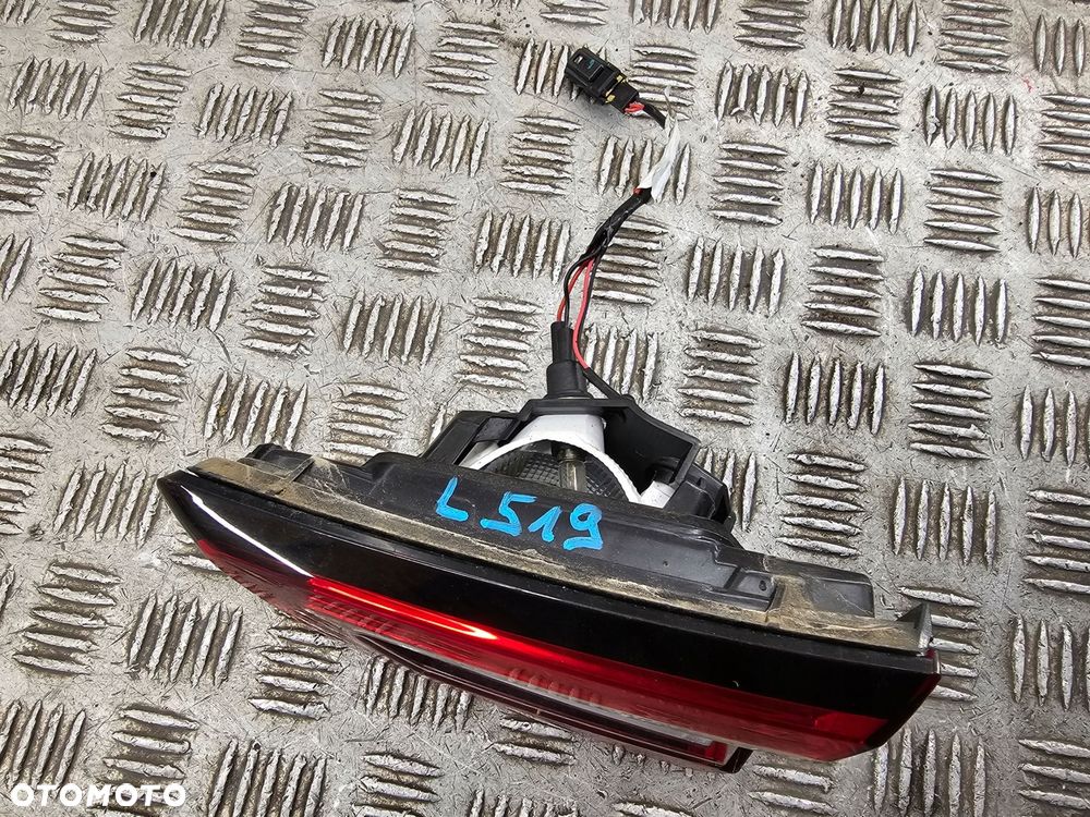 lampa prawa tył w klapę renault clio iv lift hb lampa prawy tył 265508029r - 3