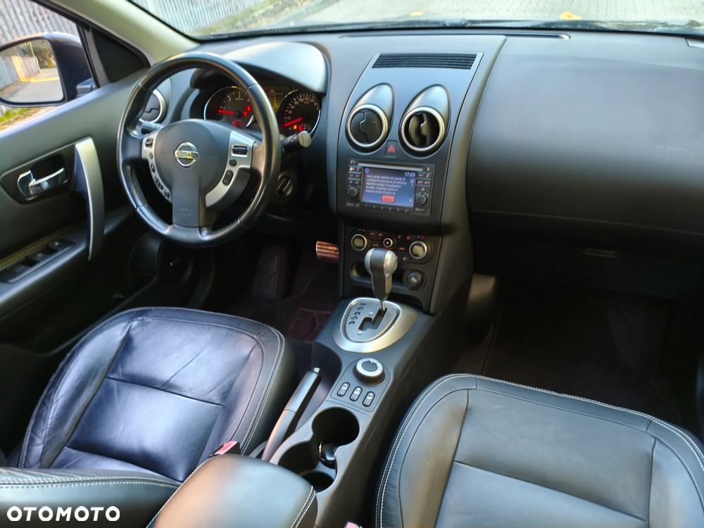 Nissan Qashqai 2.0 dCi 4 x 4 DPF tekna - 18