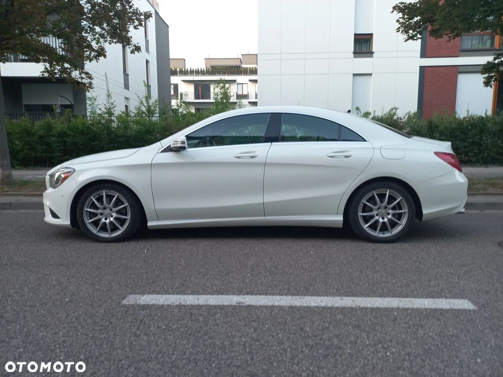 Mercedes-Benz CLA 250 7G-DCT Sport - 3