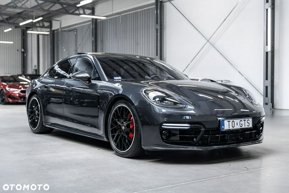 Porsche Panamera - 5