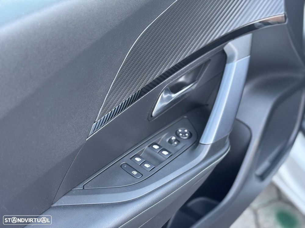 Peugeot e-2008 50 kWh Allure Pack - 18