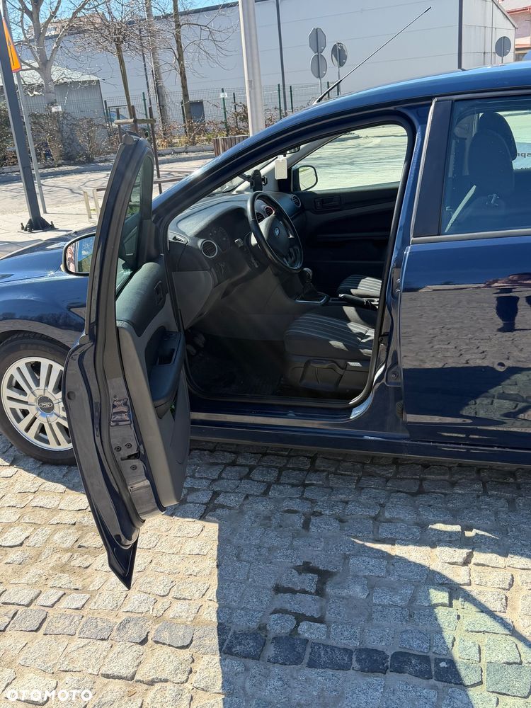 Ford Focus 1.8 TDCi Ambiente - 13