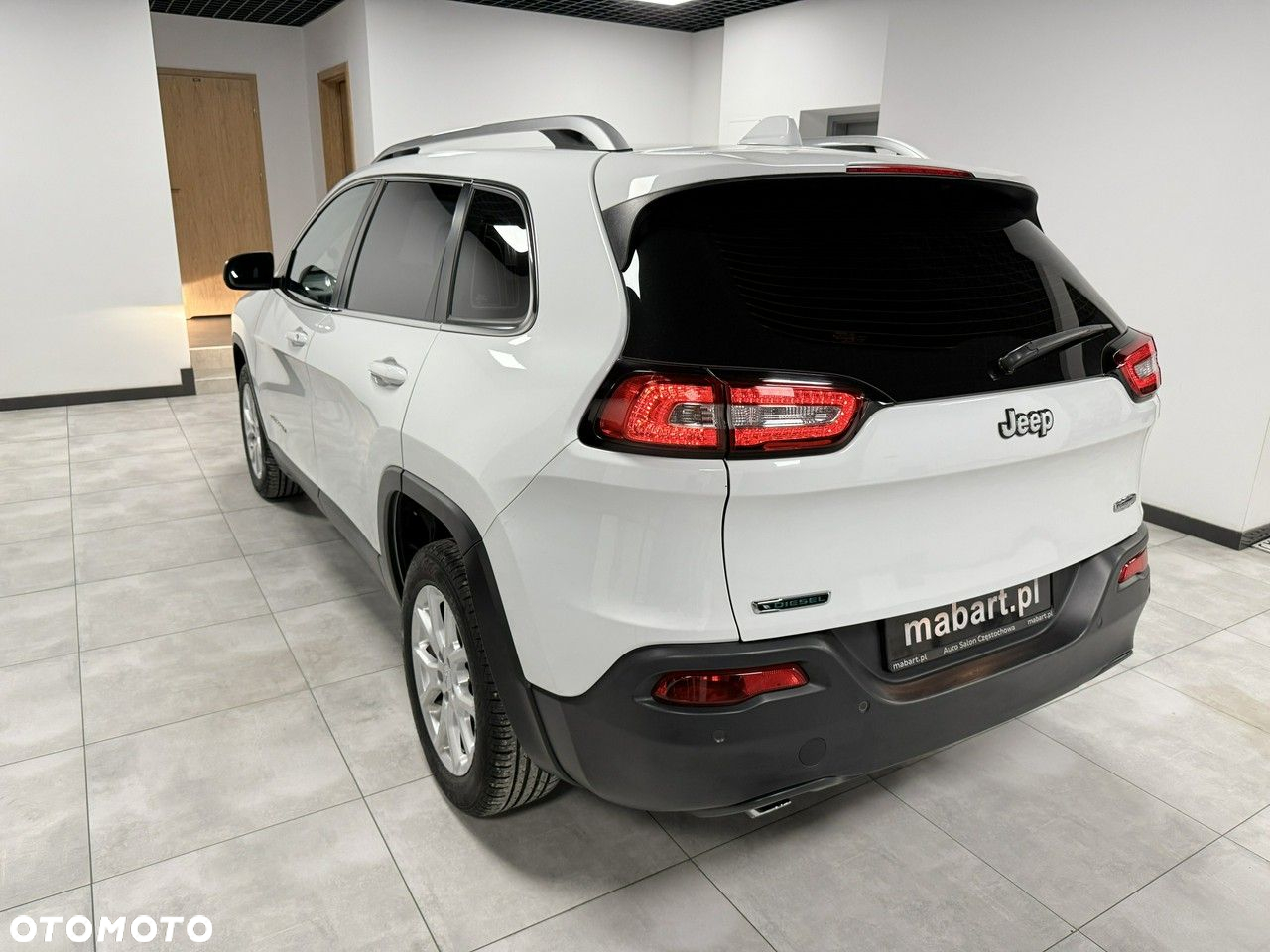 Jeep Cherokee 2.0 MJD 4x2 Longitude EU6 - 3