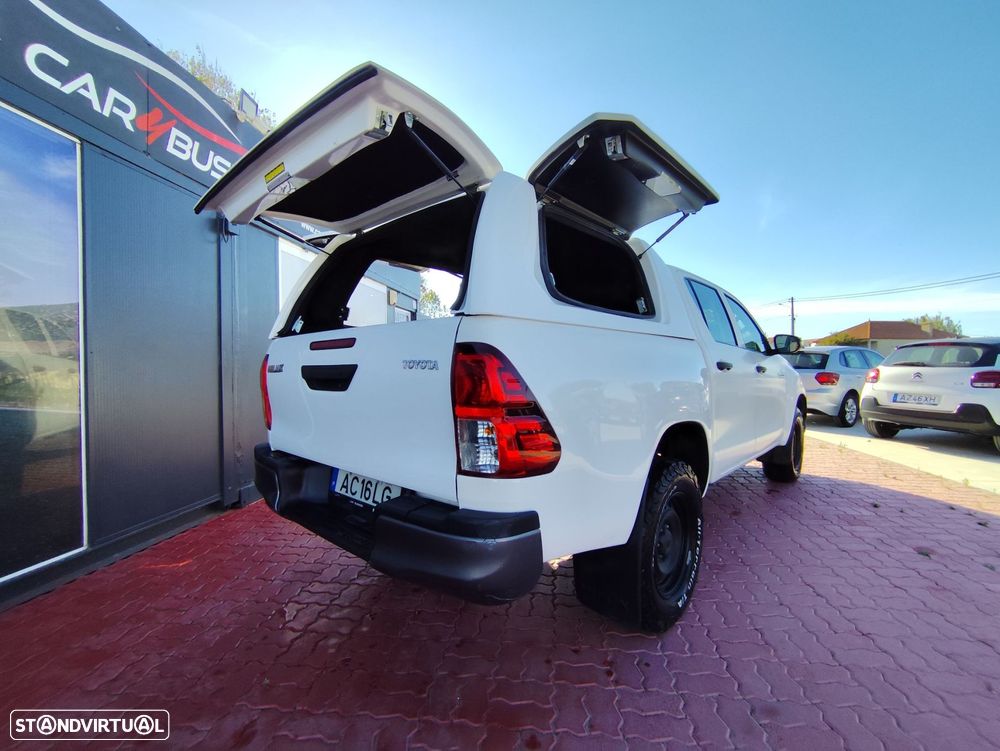 Toyota Hilux 2.4 D-4D 4WD CD CM - 13