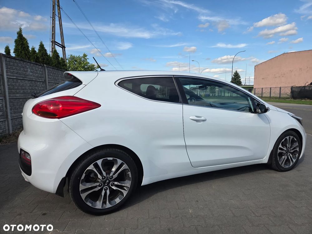 Kia ProCeed 1.6 GDI DCT Spirit - 3