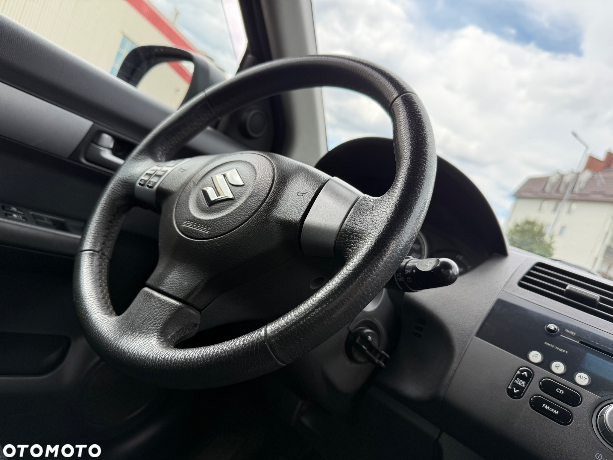 Suzuki Swift 1.3 DDiS 16v GLX DPF - 28