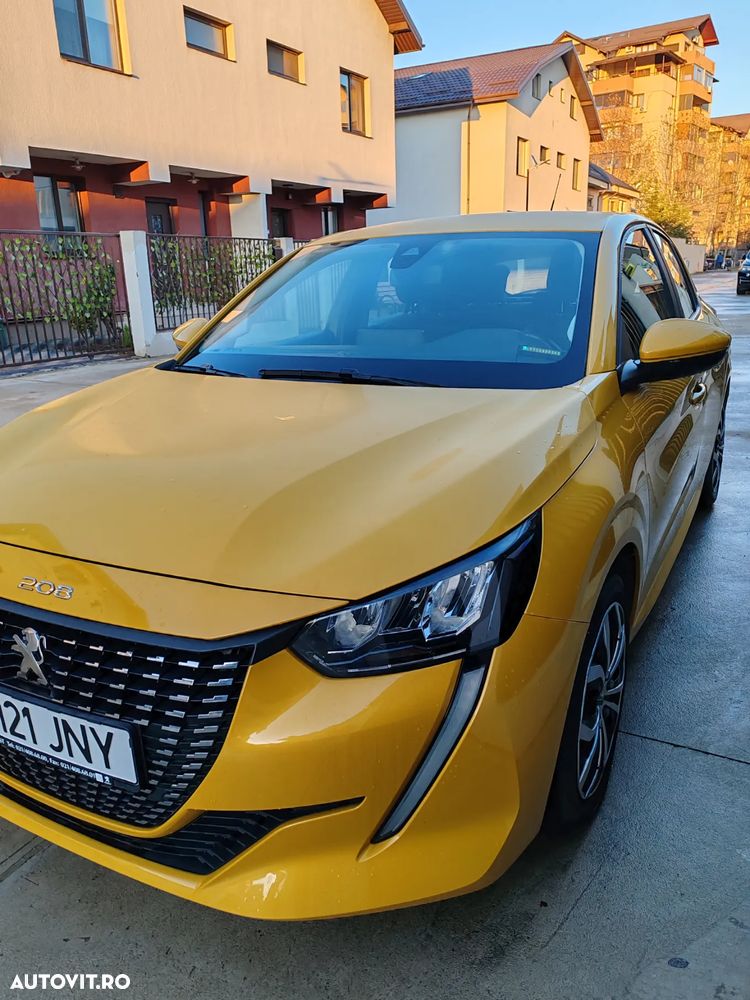 Utilizat Peugeot 208 2019 - 11 599 EUR, 25 500 km - Autovit.ro