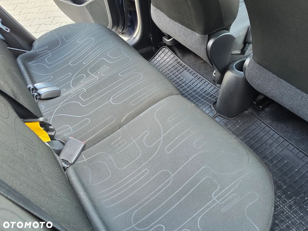 Toyota Yaris 1.33 Sol - 17