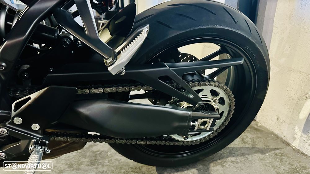 Yamaha MT-09 Y-AMT - 15