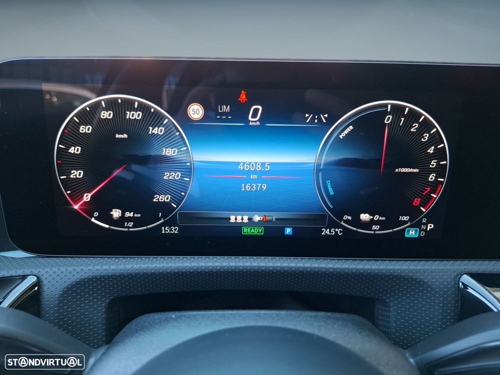 Mercedes-Benz A 250 e - 17