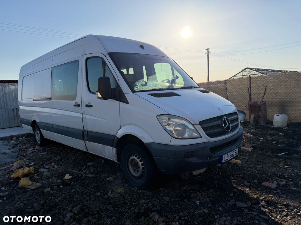 Mercedes-Benz Sprinter - 1