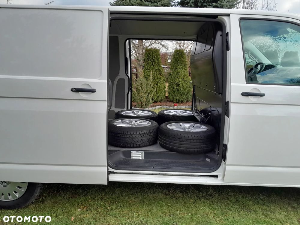 Volkswagen Transporter T6 - 21