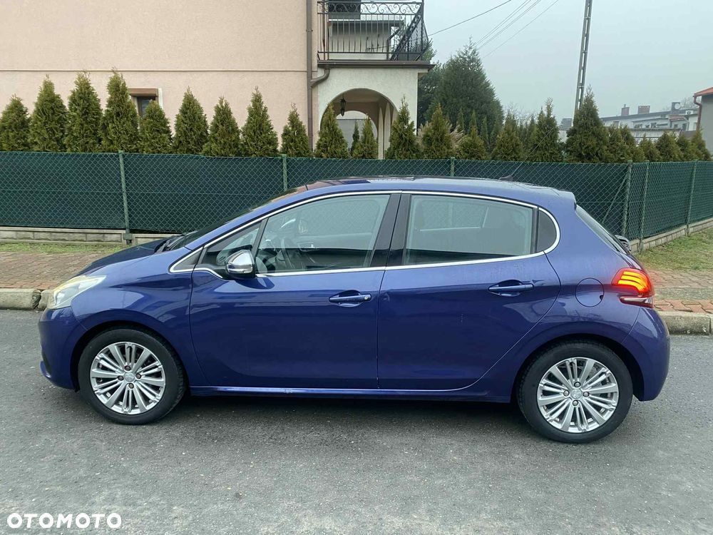 Peugeot 208 PureTech 82 Allure - 26