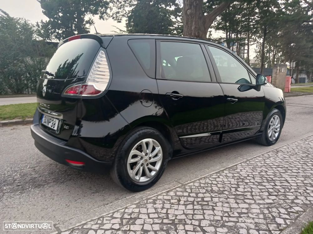Renault Scénic 1.5 dCi Sport SS - 13