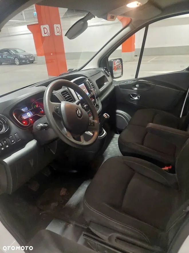 Renault Trafic - 14