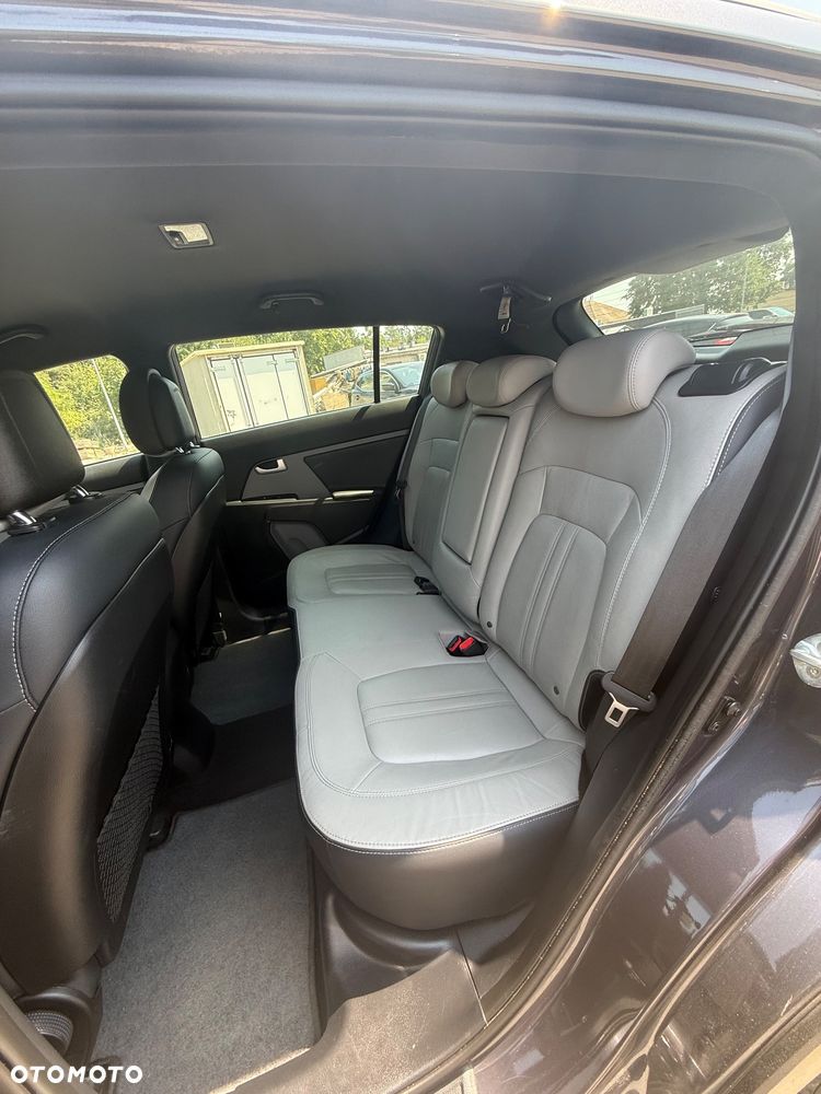 Kia Sportage - 14