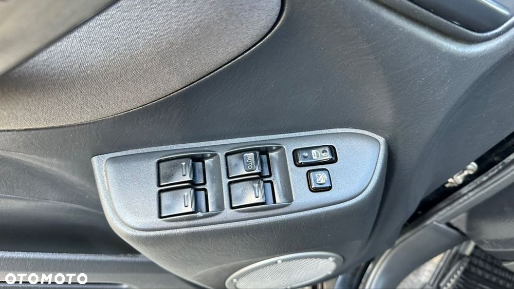 Toyota RAV4 2.0 VVT-i 4x4 - 10