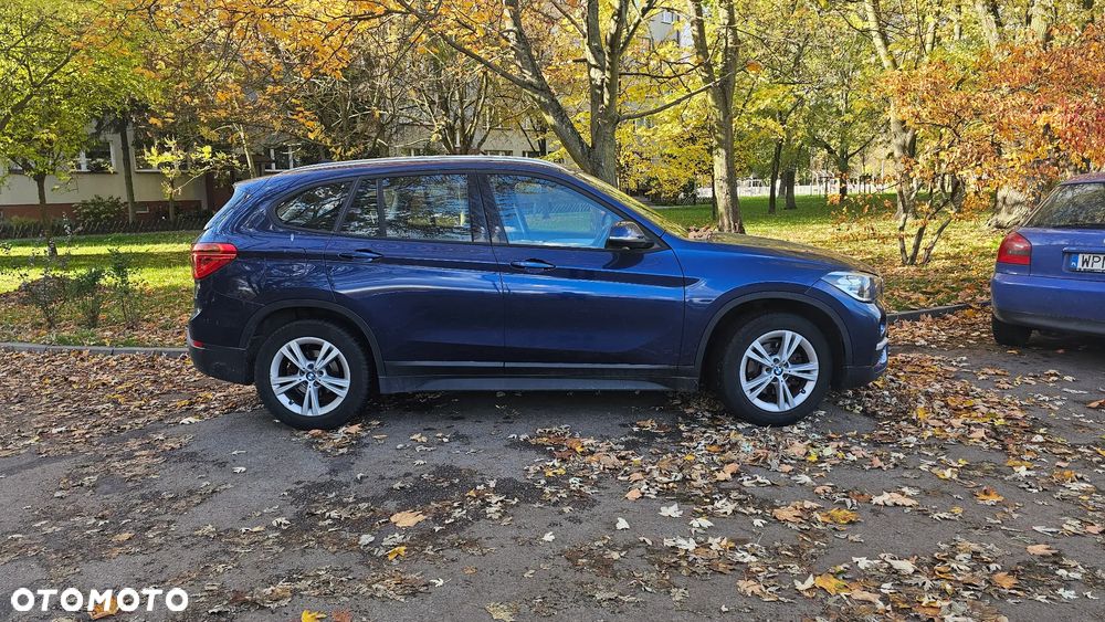 BMW X1 sDrive18d Sport Line - 2
