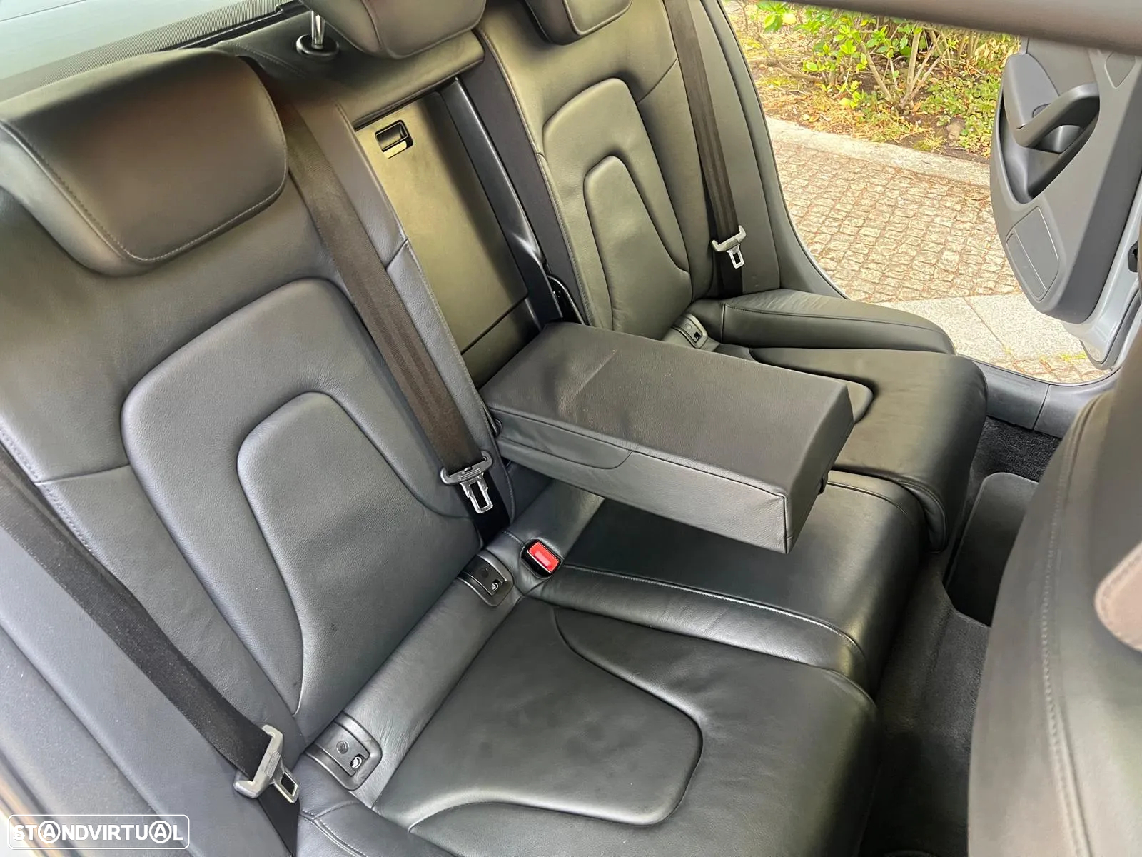 Audi A4 Avant 2.0 TDI Business Line S-line - 22