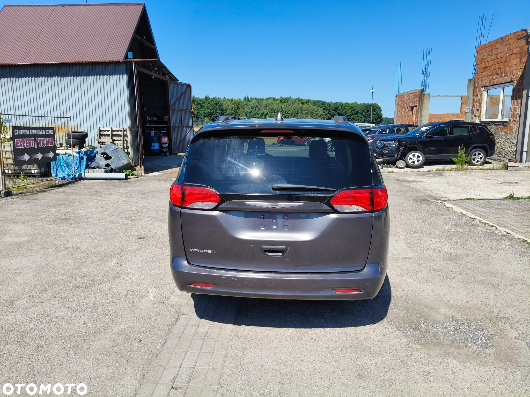 Chrysler Voyager - 5