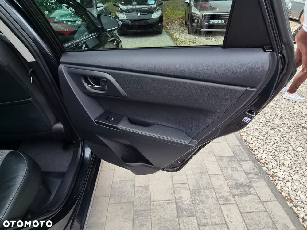 Toyota Auris 1.8 VVT-i Automatik Life Plus - 20