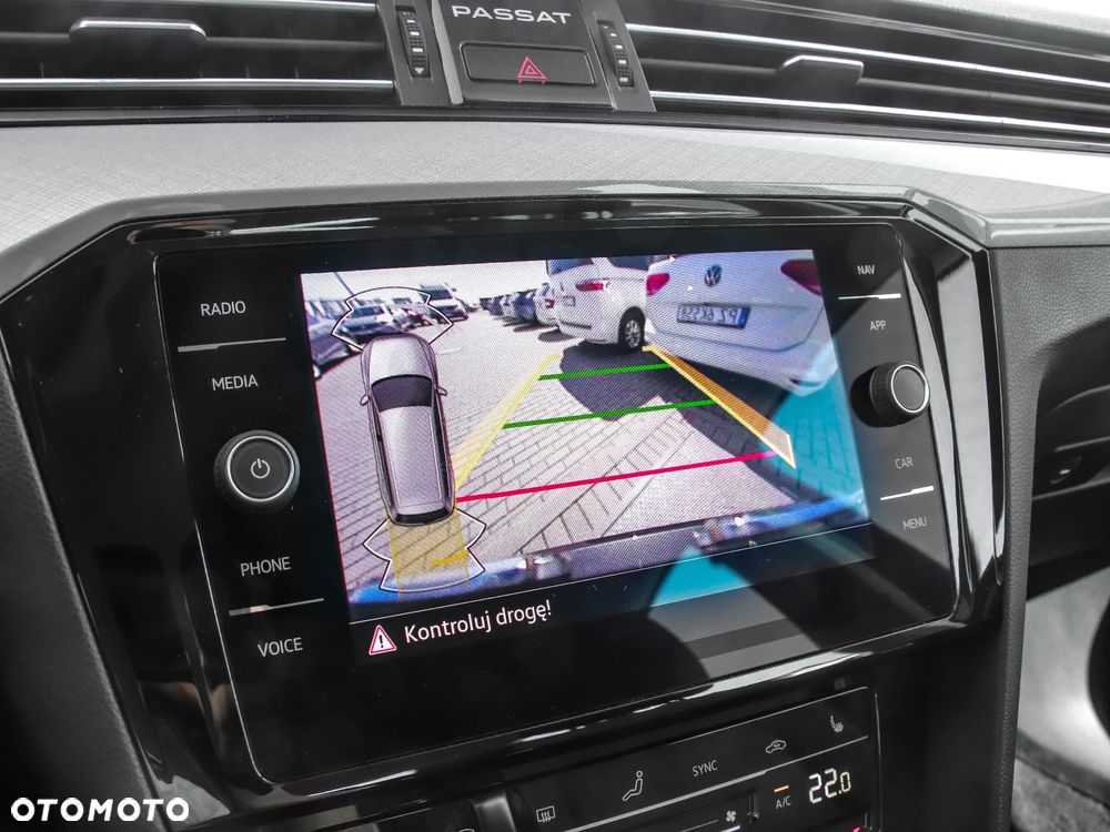 Volkswagen Passat 2.0 TSI Business DSG - 19