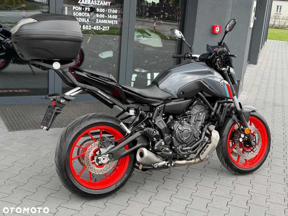 Yamaha MT - 4
