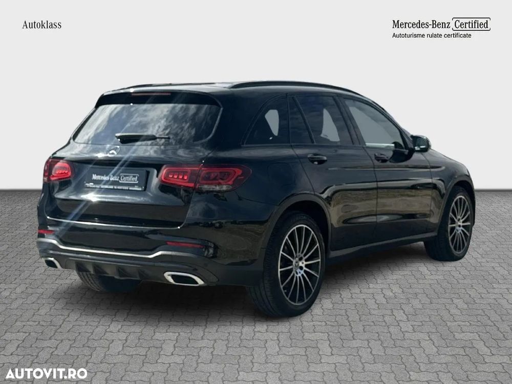 Mercedes-Benz GLC 200 4Matic 9G-TRONIC AMG Line - 9