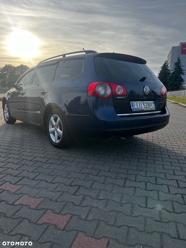 Volkswagen Passat 1.9 TDI Comfortline - 2