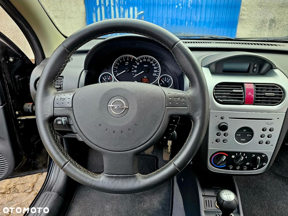 Opel Corsa 1.2 16V - 14