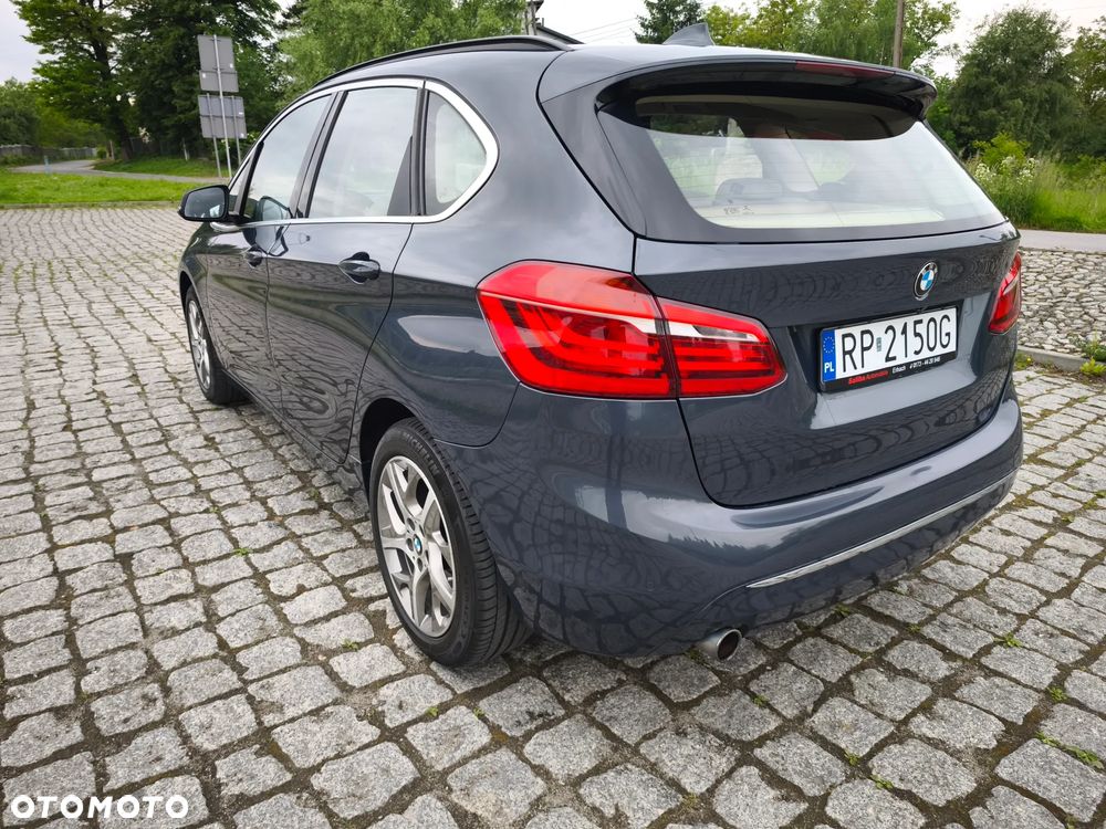 BMW Seria 2 218d xDrive - 7