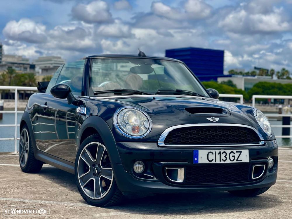 MINI Cabrio Cooper SD - 9