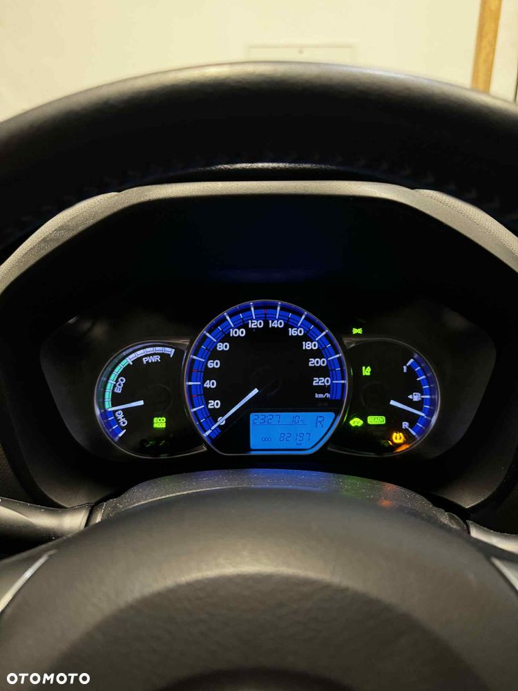 Toyota Yaris Hybrid 100 Dynamic - 9