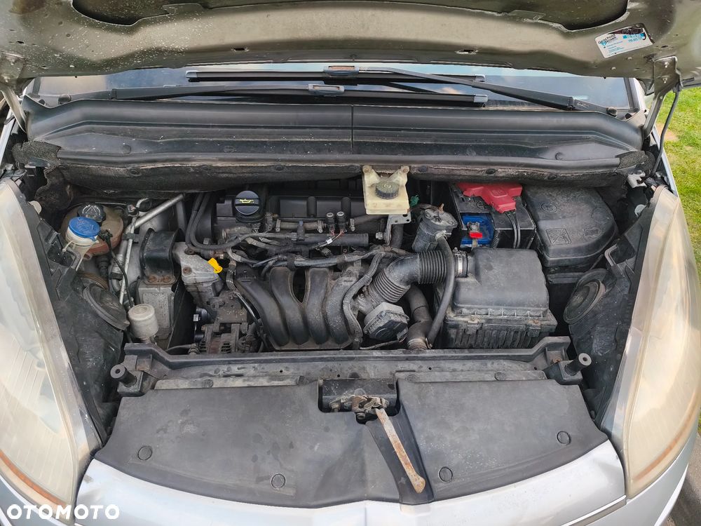 Citroën C4 Picasso 1.8i SX - 4