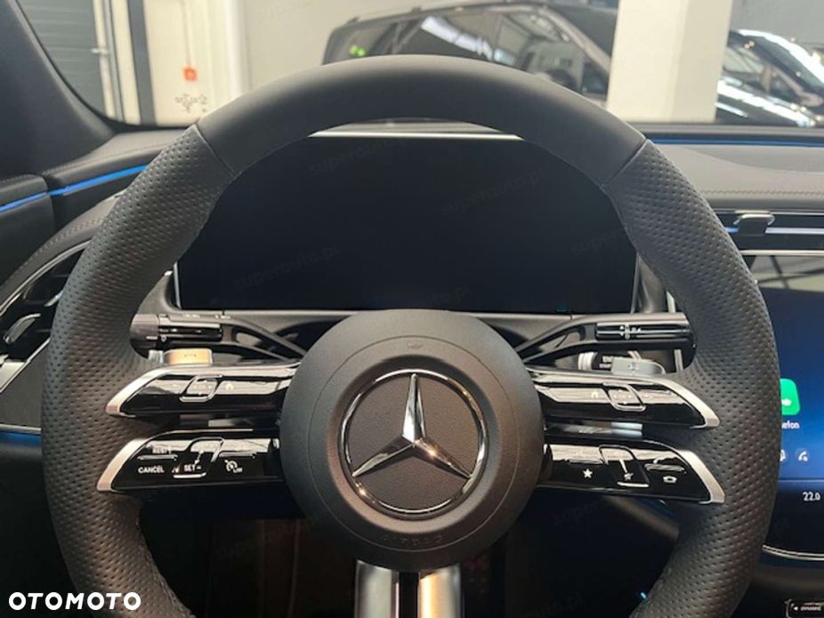 Mercedes-Benz Klasa E 220 d mHEV 4-Matic AMG 9G-Tronic - 9