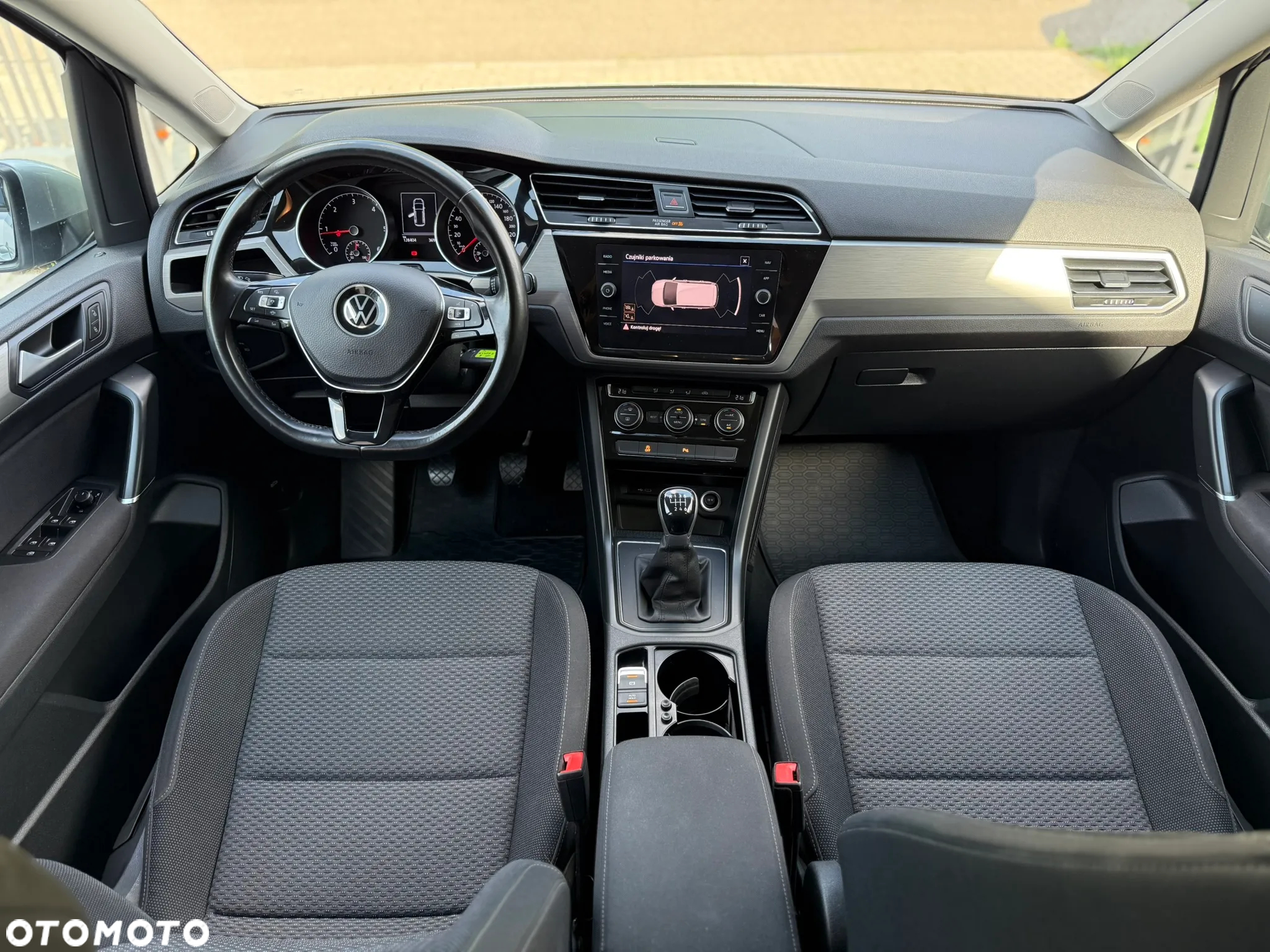 Volkswagen Touran 2.0 TDI BMT SCR Comfortline Plus - 14