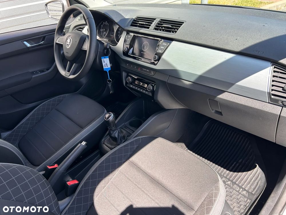 Skoda Fabia 1.0 TSI Tour - 15