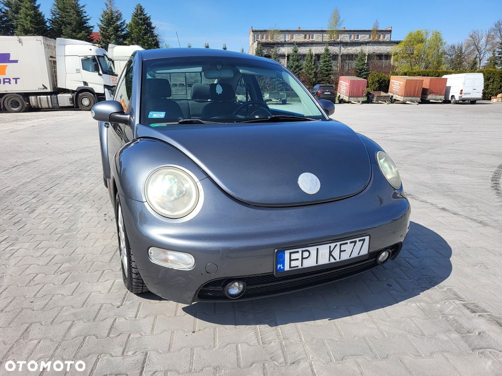Volkswagen New Beetle - 7