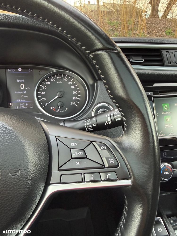 Nissan Qashqai 1.3 DIG-T DCT TEKNA - 26