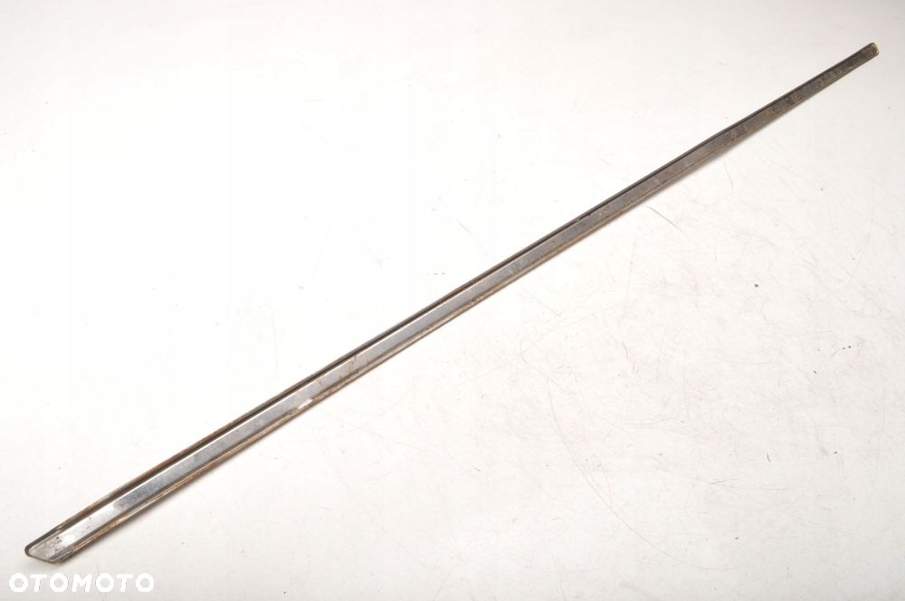 FORD GRANADA I GXL LISTWA BŁOTNIKA PRAWY PRZÓD 73R - 8