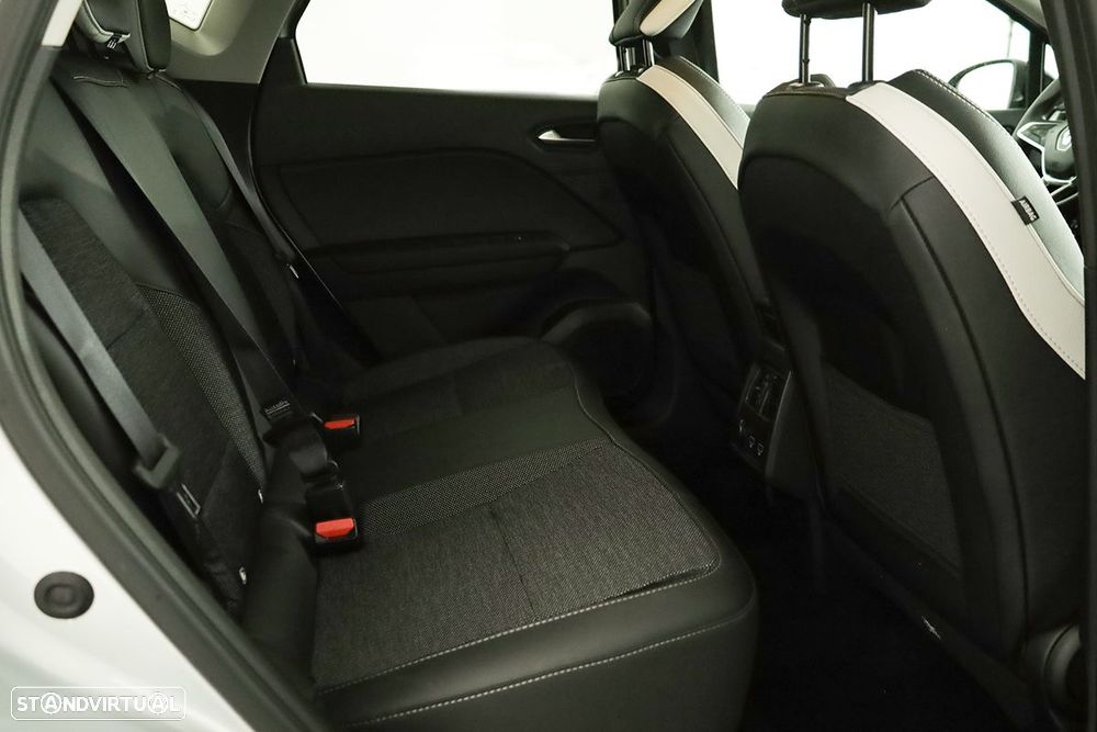 Renault Captur 1.0 TCe Techno Bi-Fuel - 24