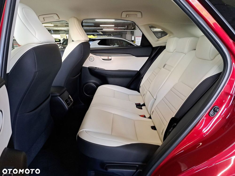 Lexus NX 300h F Impression AWD - 13