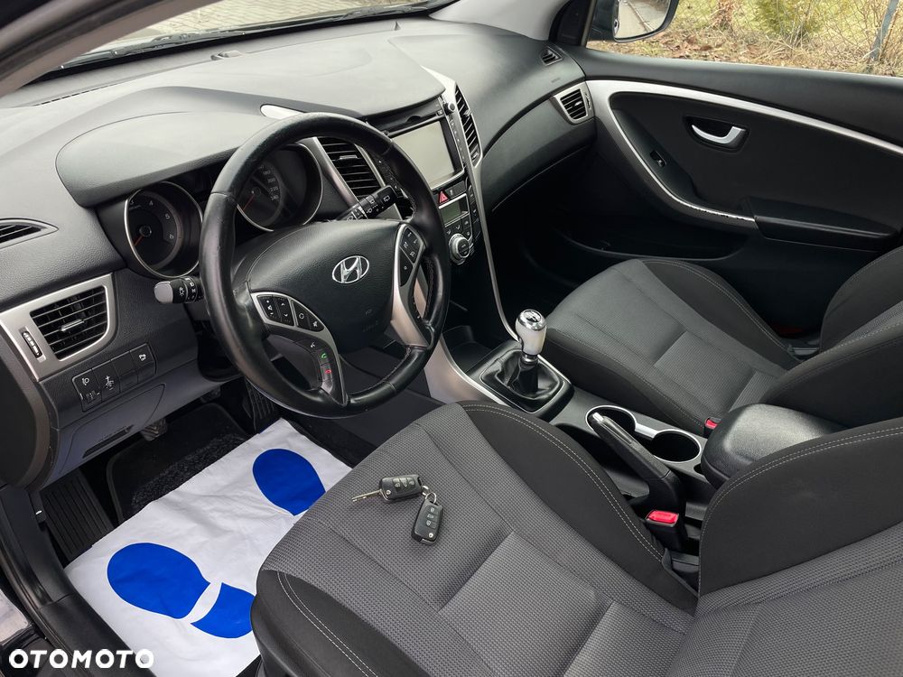 Hyundai i30 1.6 CRDi Premium - 7