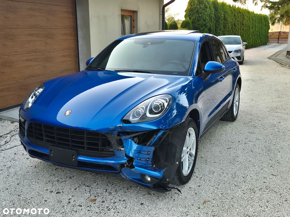 Porsche Macan - 1