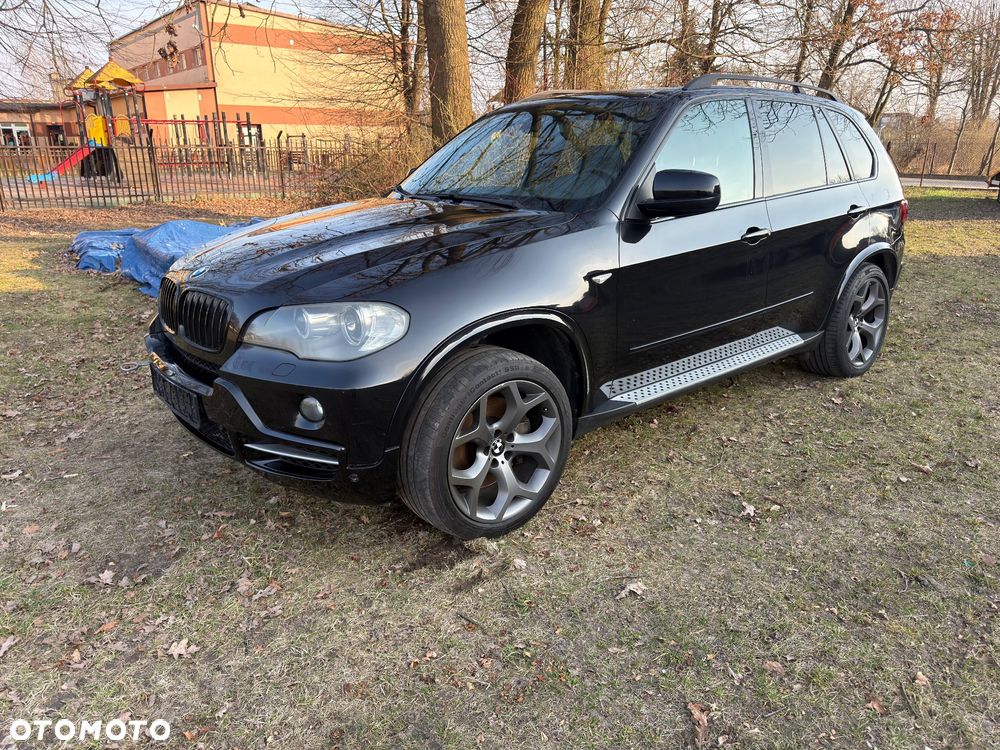 BMW X5 xDrive48i - 1
