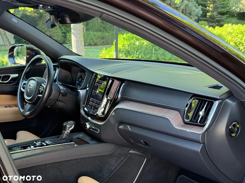 Volvo XC 60 D5 AWD Inscription - 29