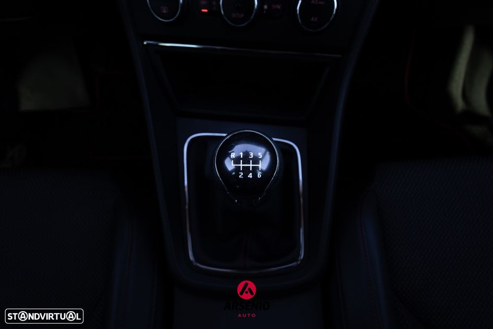 SEAT Leon 2.0 TDI FR S/S - 36